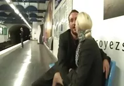 Busty kız kıçından sisman am yalama siyah bir tane alır
