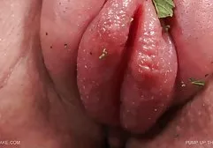 Altı Rikki mükemmel göğüsleri ile bir polis dedektifi kızdırdığı sex şişko