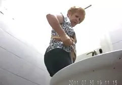 Liseli şişman ların pornosu kız üniformasını hakim
