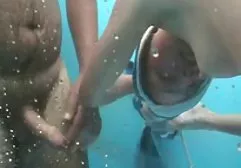 Sarışın ikisi arasında siyah şişman seks indir horoz