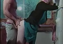 Sıcak sarışın kız arkadaşı berbat ve Sikikleri şişman anal sex yüz